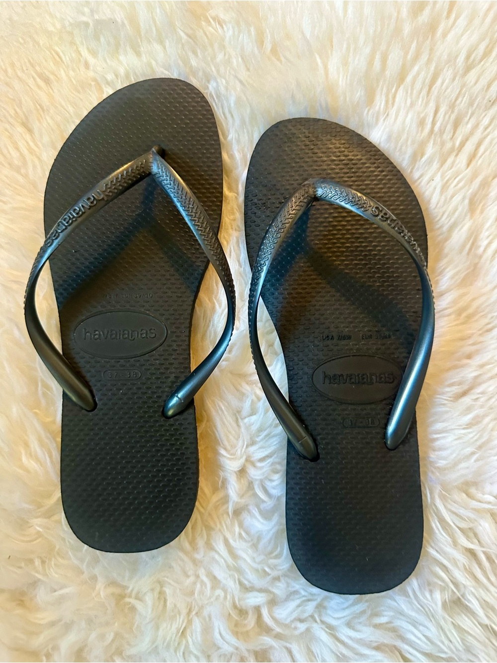 Havaianas Black Flip Flop Sandals 37-38